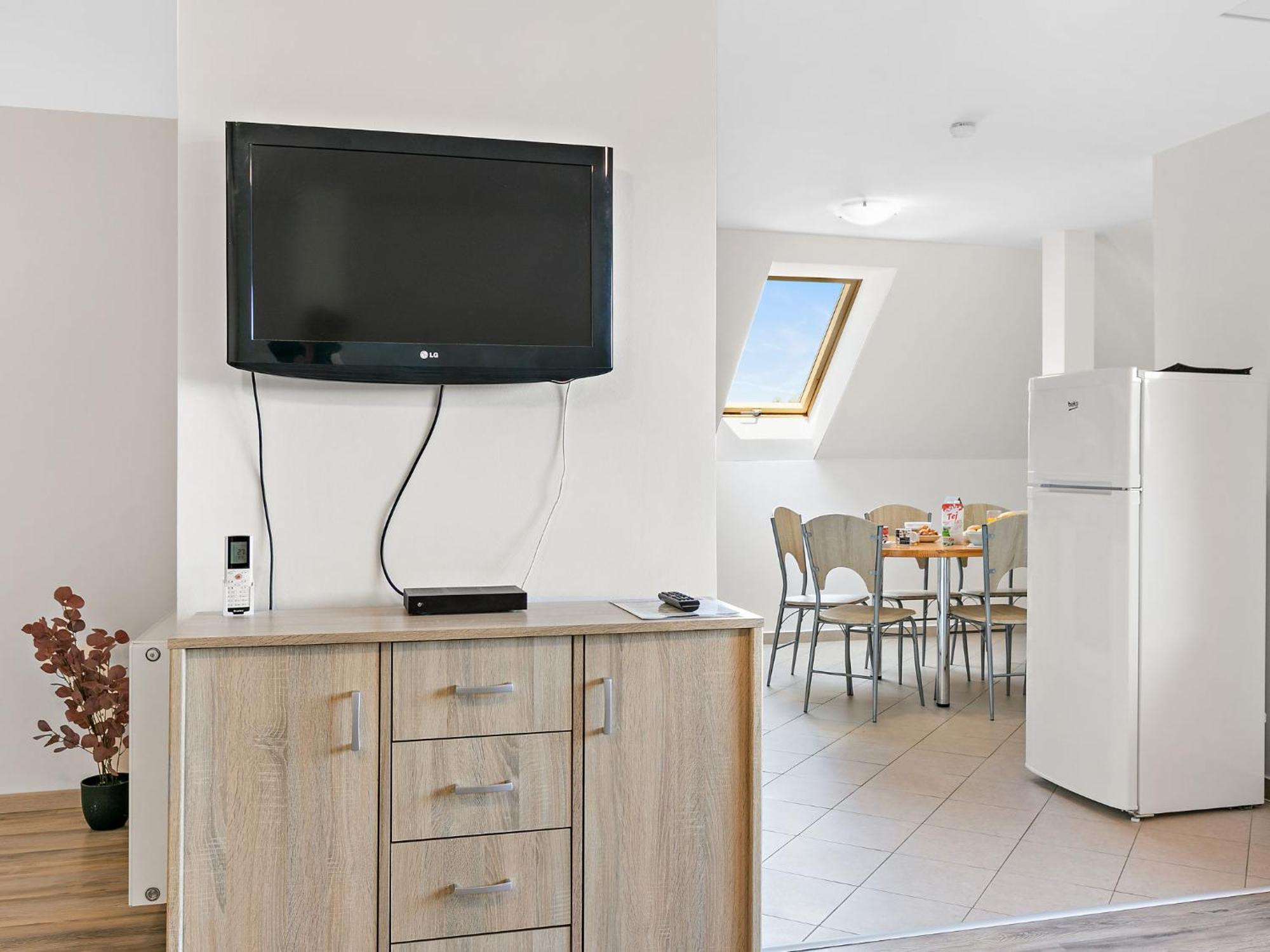 Apartment Beate - Bac121 By Interhome Badacsonytomaj Esterno foto